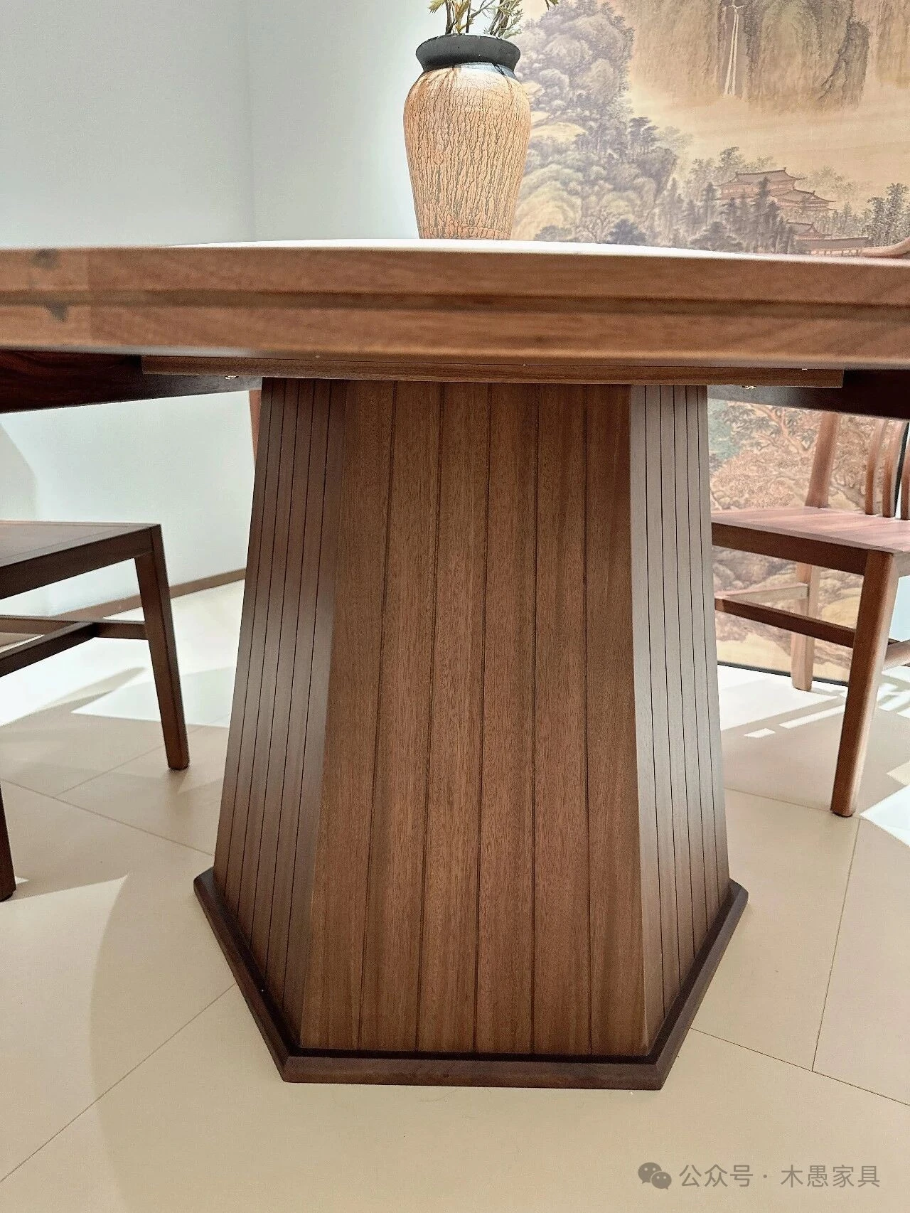 新中式实木餐桌椅融东方美学于日常餐厨