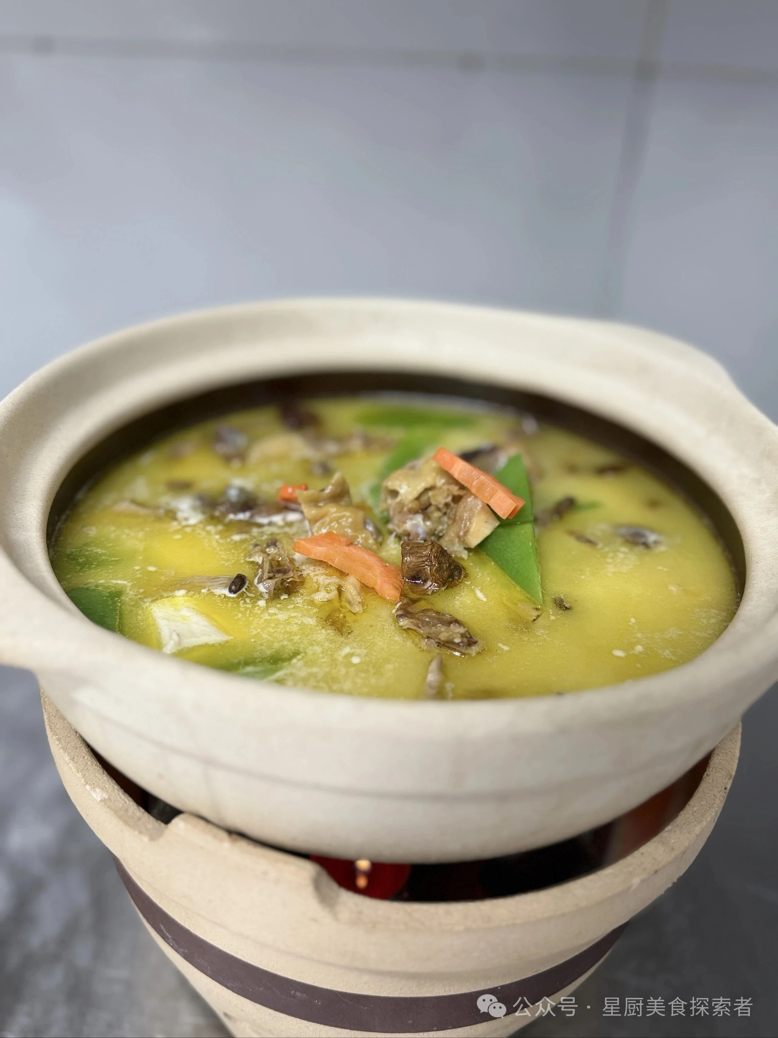 当餐现做山珍腊味风干鸡