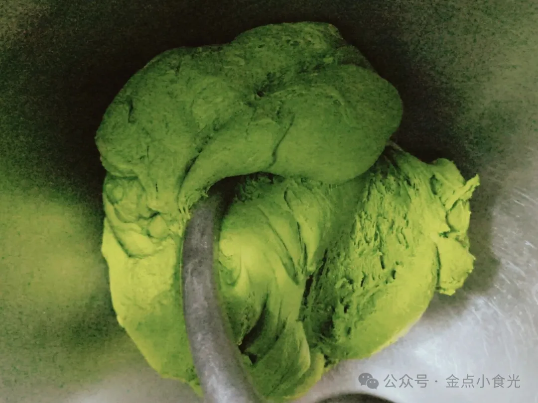 菠菜肉松花样馒头:营养与美味的创意融合