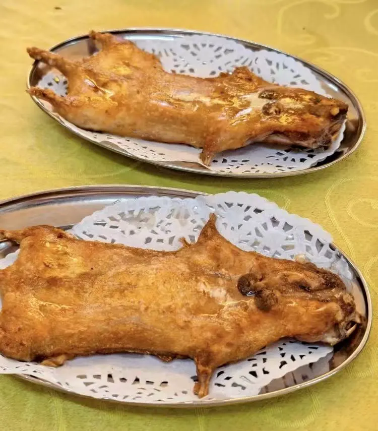 躲过了中国人的筷子，田鼠却在越南被做成炭烤美味