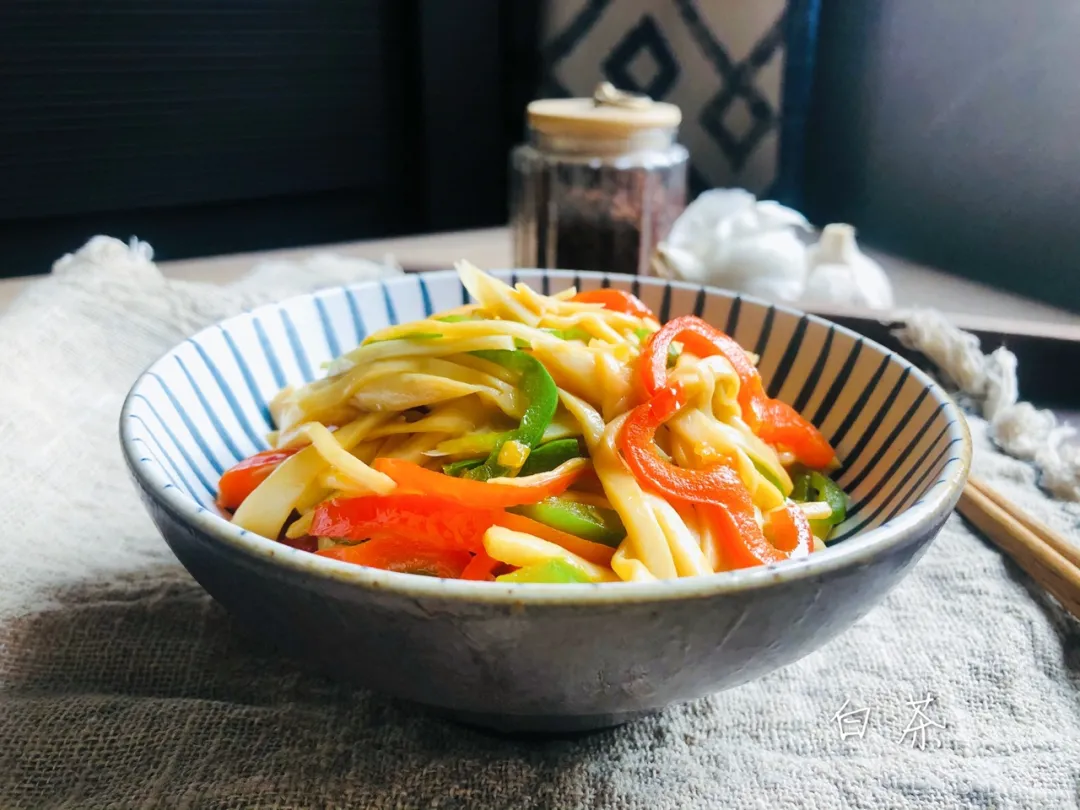 宝藏食材青椒,属于常见食材,水份含量高,附9道素食谱