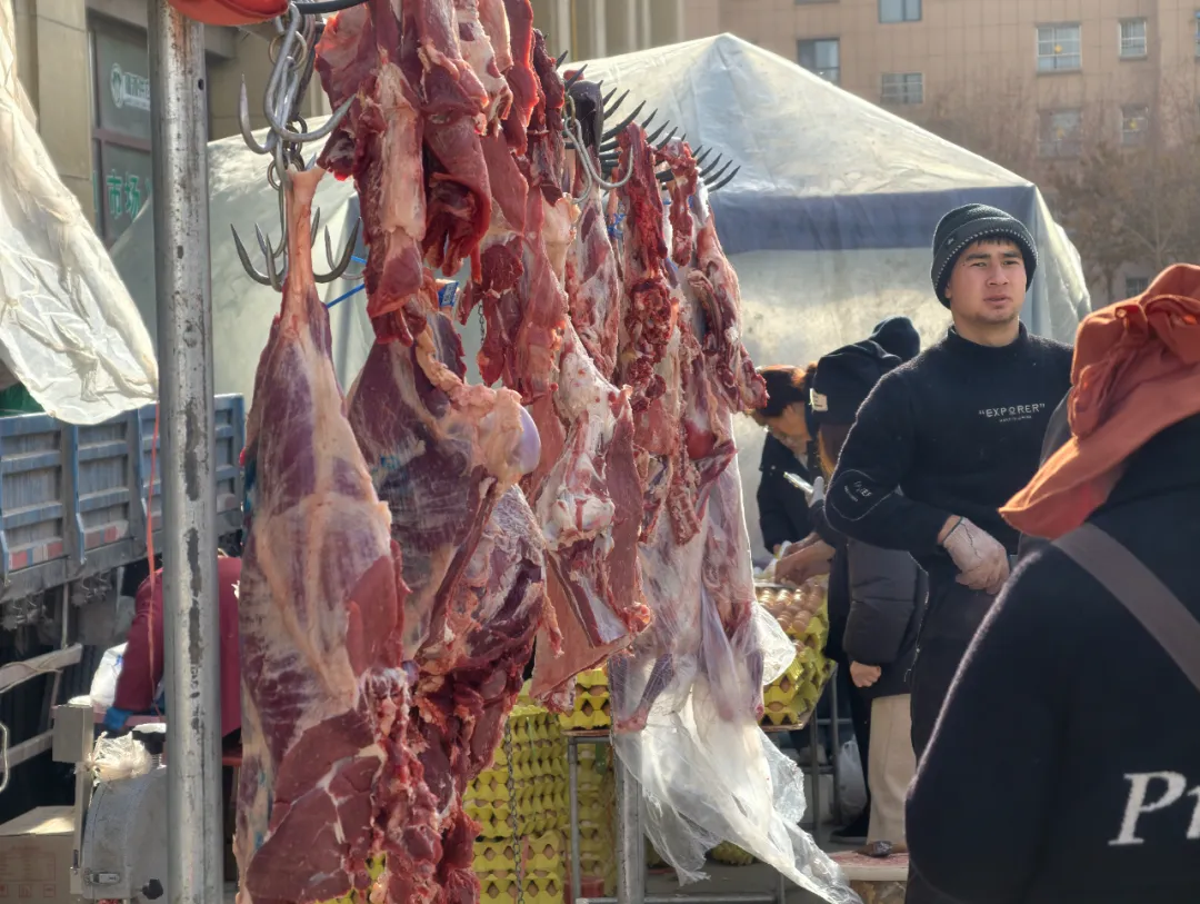 阿拉尔飘在集市里的“生活之味”