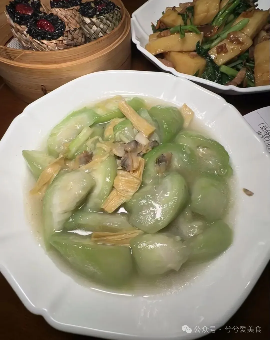 福建人快出来告诉我这个“脆脆无味猪内脏”到底是什么神仙美食!