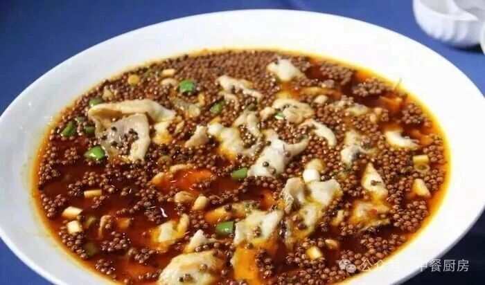 当餐酒楼特色菜,时令鲜材烹制