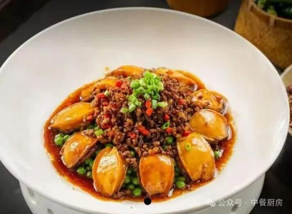 当餐酒楼旺销招牌菜，鲜醇入味，唇齿留香