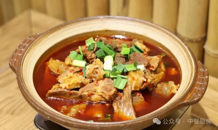 当餐酒楼地方风味菜,进店必尝之选