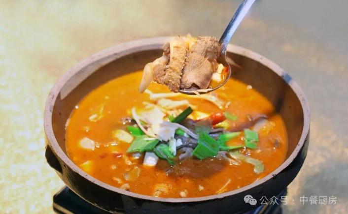 当餐酒楼地方风味菜,进店必尝之选