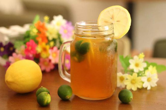 适合冬季养生壶食材金桔调制茶饮