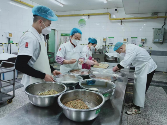 20年餐饮老板的自白：餐饮人的苦，谁知道啊？