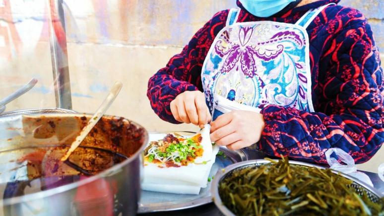 食在关岭·寻味特色美食——小裹卷