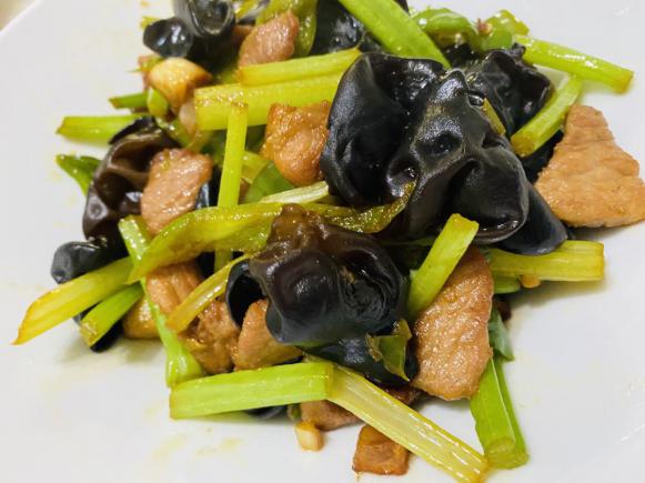 食材家家有，步骤超简单，三高老人也能放心