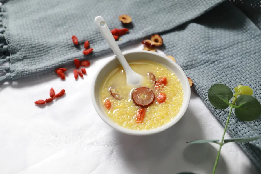 天冷胃就痛？这几种养胃食材赶紧囤！从日常吃起超省心