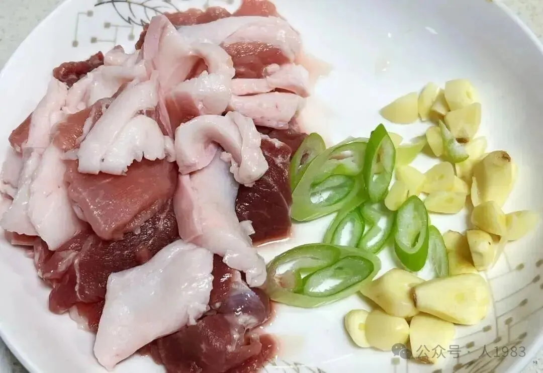 简单的家常菜全家都爱吃,食材常见,做法不难