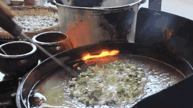 石狮凤里美食福记蠔仔煎