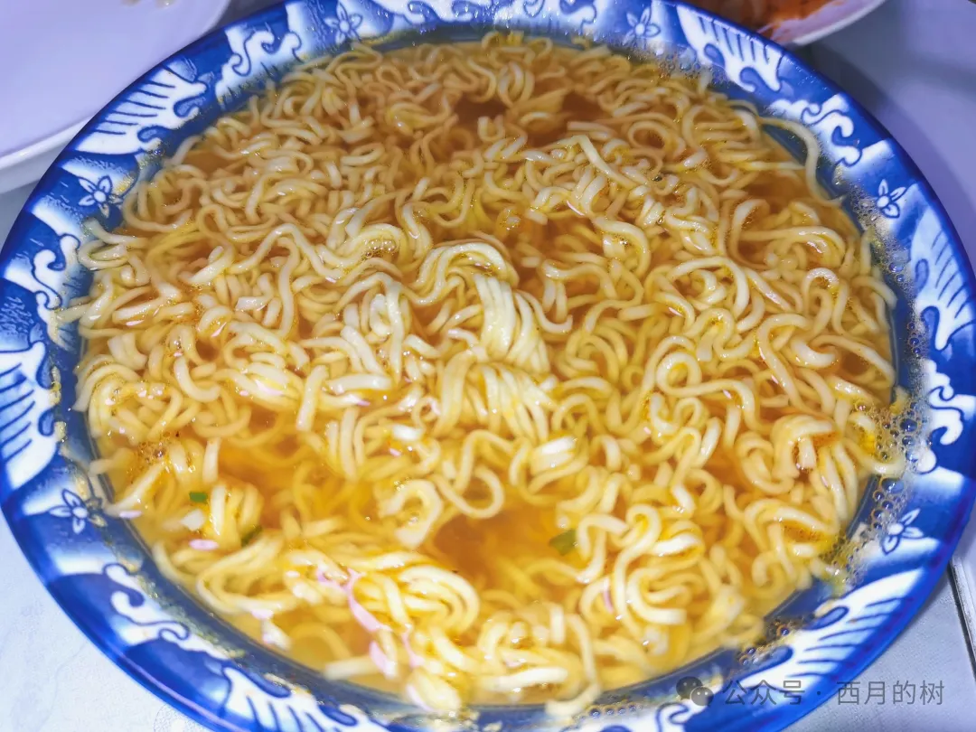 寻味儿时之时光里的方便面