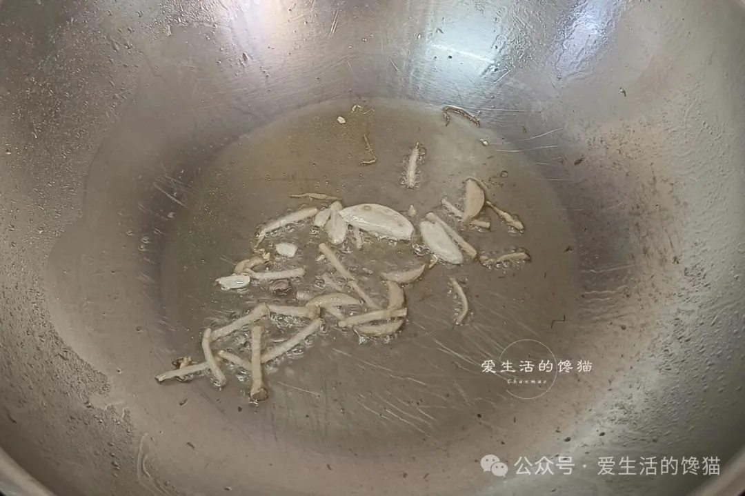 冬季少吃螃蟹和鲍鱼,多吃这食材,好吃不贵,简单一炒嘎嘎香