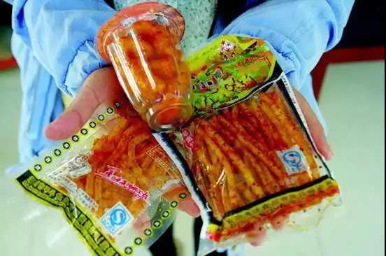 九江家长注意！南海重拳整治“五毛食品”