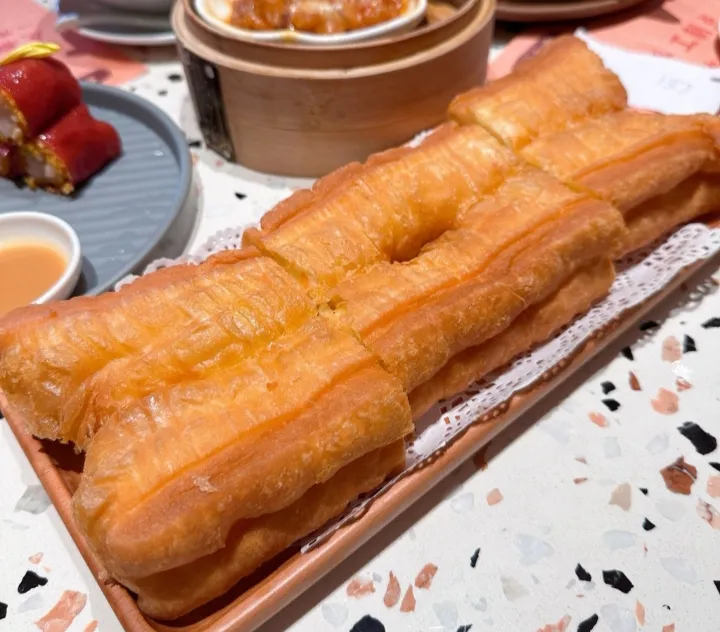 地方特色美食之绍兴油炸鬼的制作