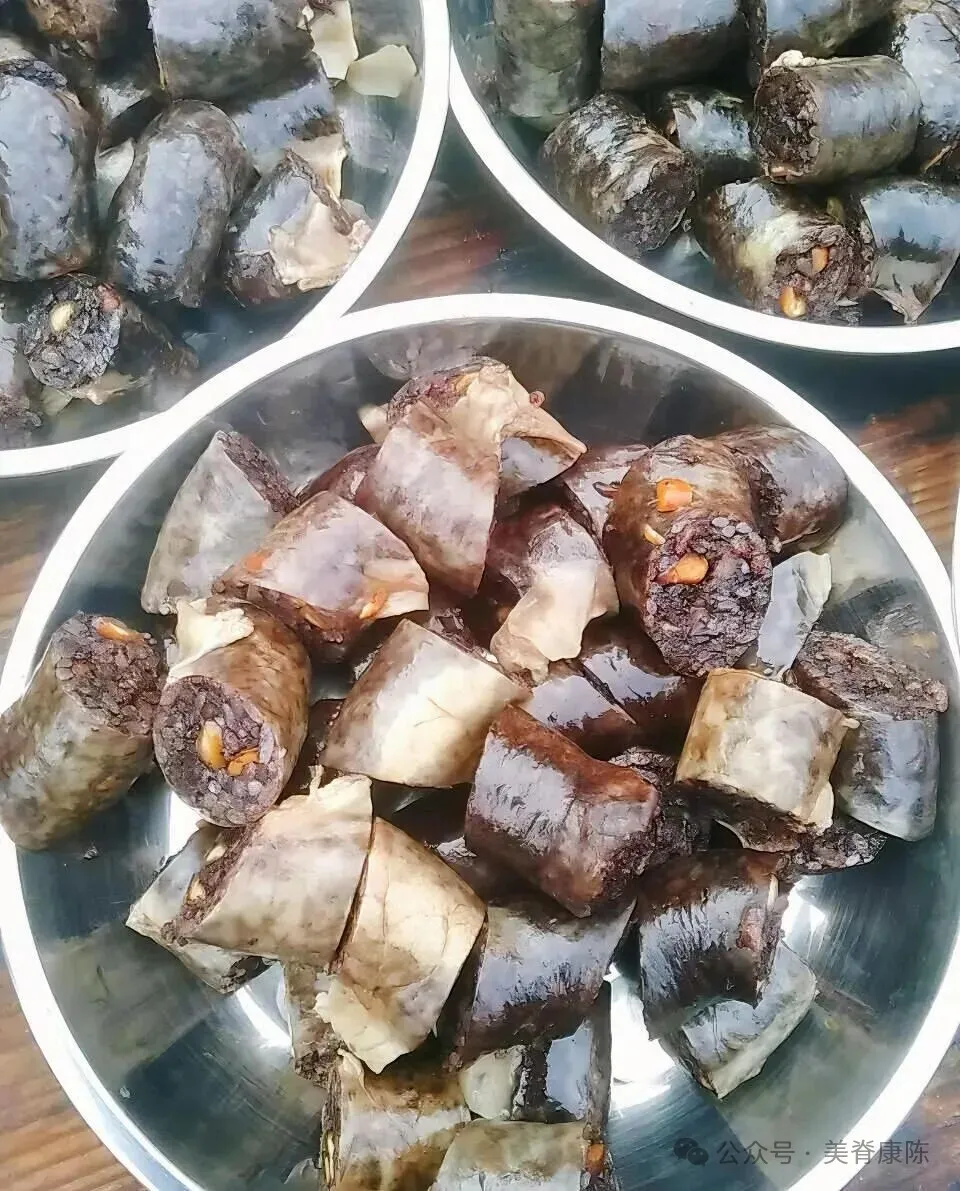 河池特色美食猪血肠！广西人自己的下午茶