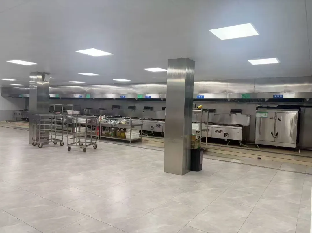 上海天之味餐饮有限公司招聘配送司机、食堂阿姨,包吃包住!