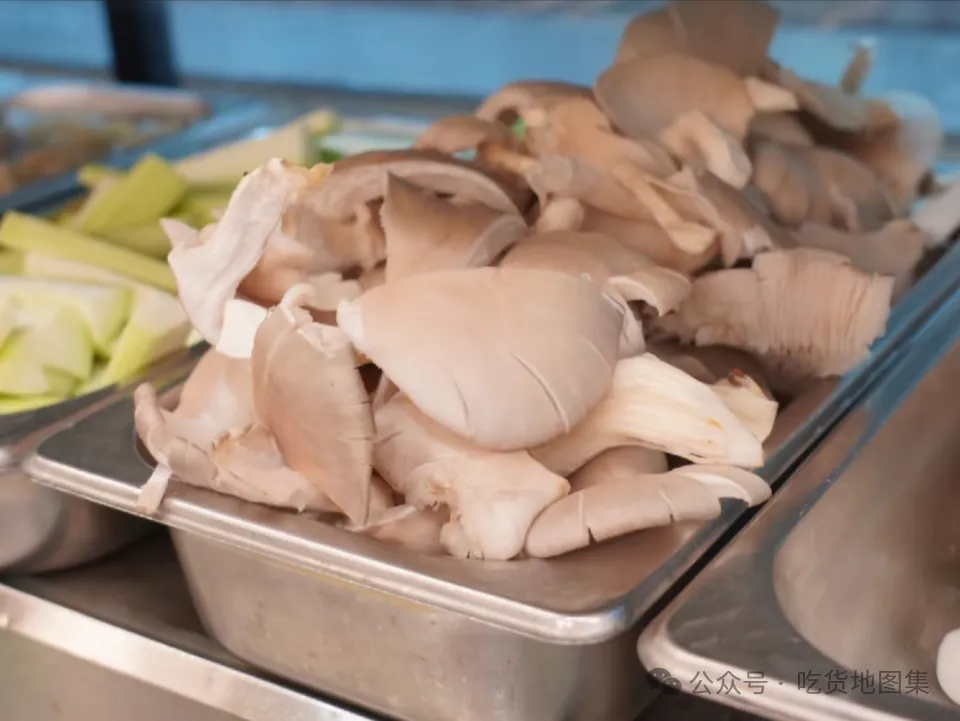 吃称重麻辣烫时,内行人很少拿这8种食材,老板:此人真专业