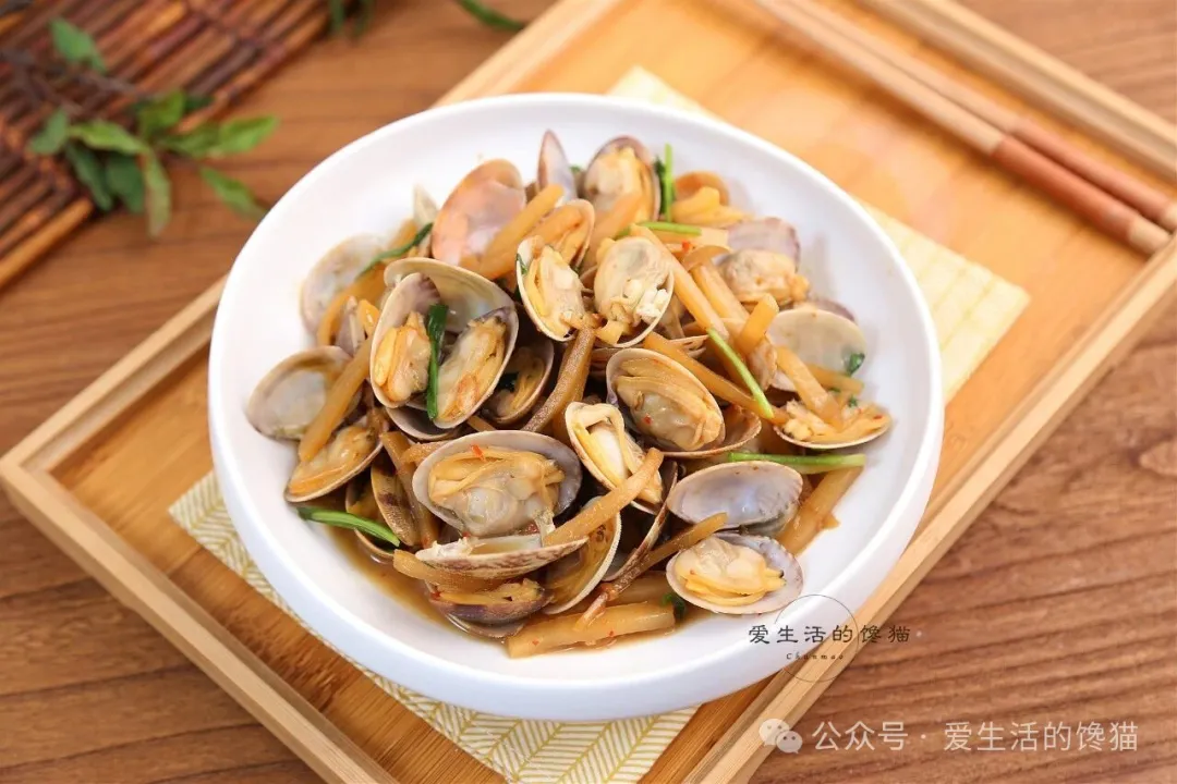 冬季少吃螃蟹和鲍鱼,多吃这食材,好吃不贵,简单一炒嘎嘎香