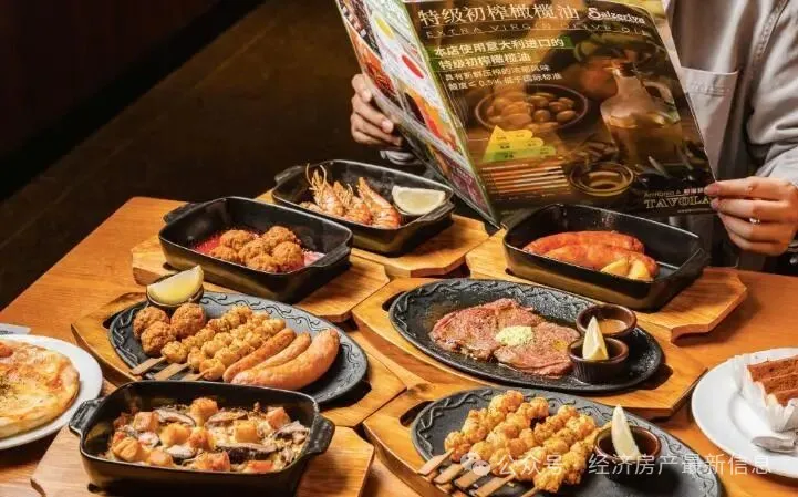 一家没有厨师80%预制菜的日本餐饮公司，2025年在中国挣了33亿