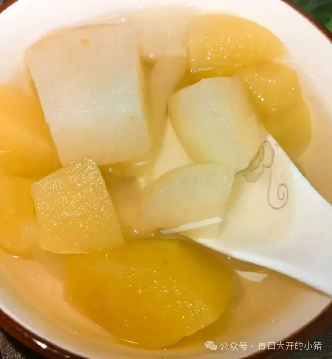 苹果和这些食材同煮,每天喝一碗,改善睡眠、提亮气色!