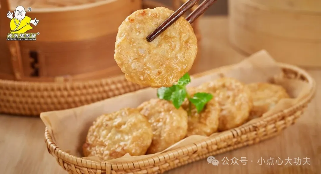 从食材到口感，光头佬青豆玉米饼的精工之道