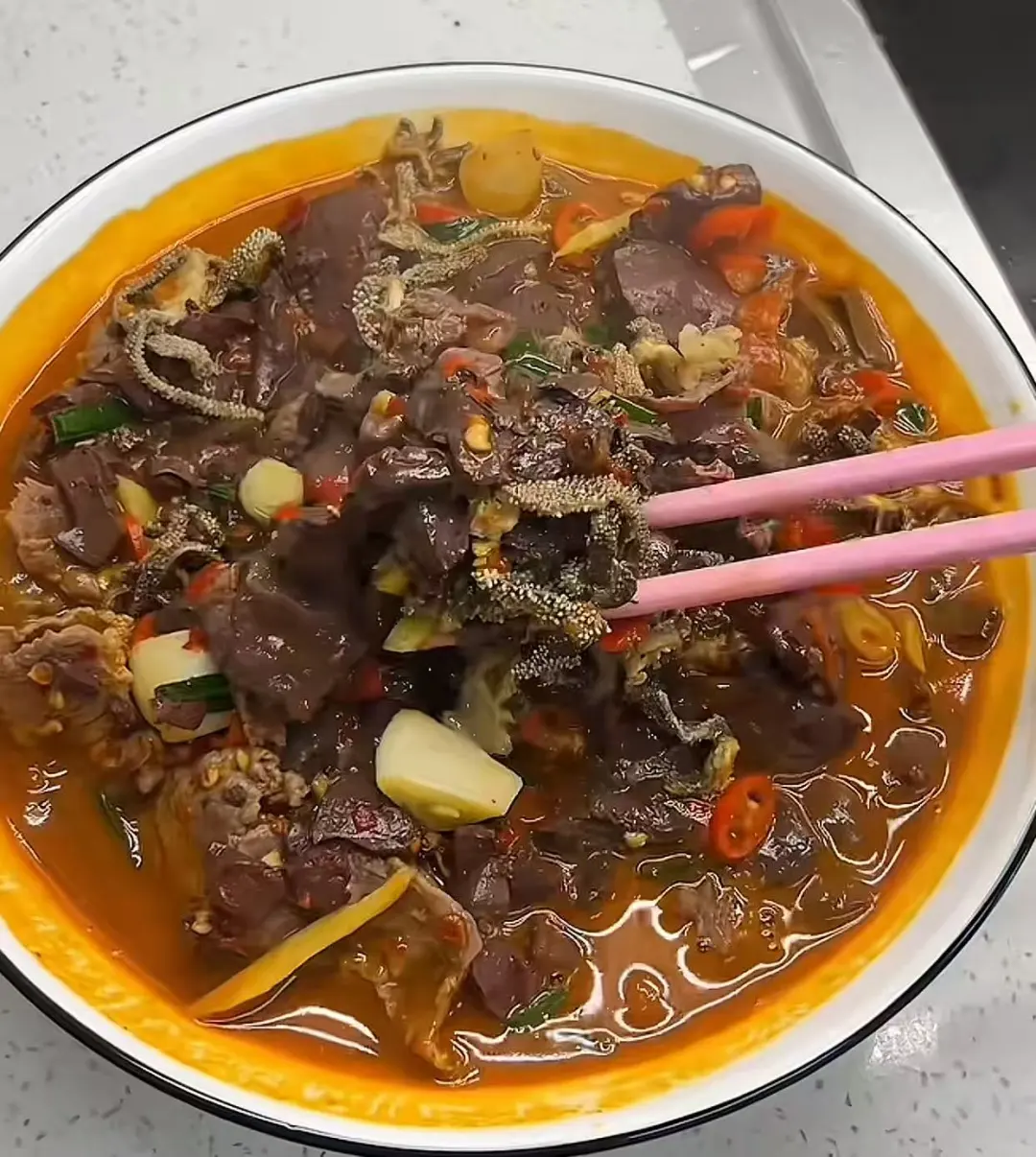 新化三合汤食材与工艺的本味坚守