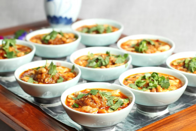 当餐酒楼旺销招牌菜,鲜醇地道,越吃越香