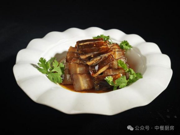 当餐酒楼招牌菜,臻选好料,一口难忘