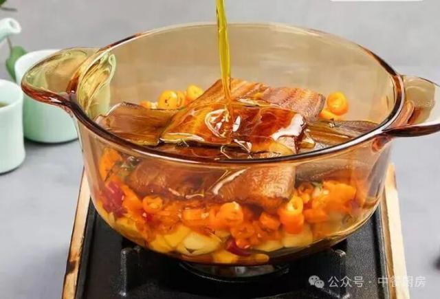 当餐酒楼招牌菜，焦香鲜嫩，鲜醇绵长