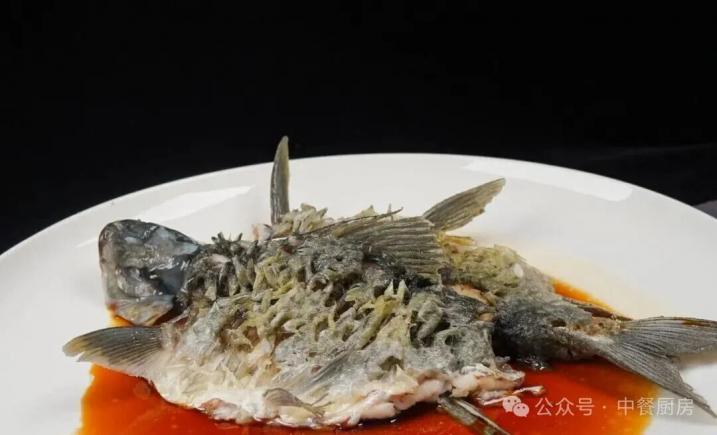 当餐酒楼精品菜，鲜醇地道，越吃越香