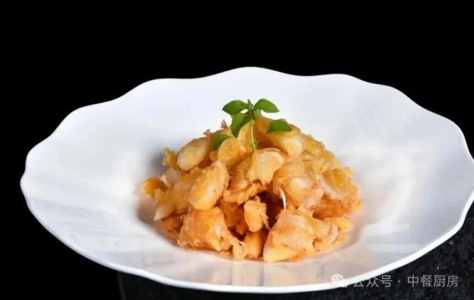 当餐酒楼特色菜，香嫩入味，鲜爽十足