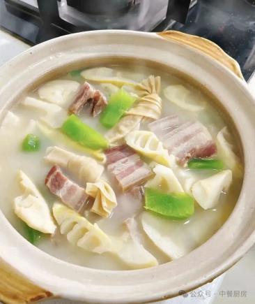 当餐酒楼特色菜，匠心秘制，桌桌必点