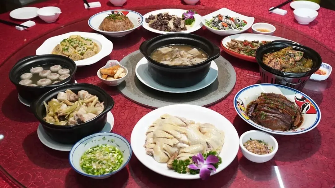 春节去哪儿？来紫金品蝉茶、游茶园、吃美食，惬意过大年