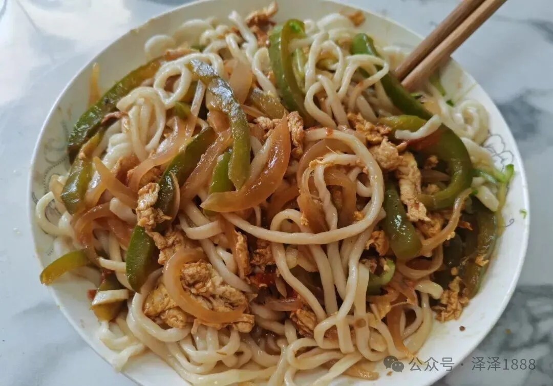 超好吃的打卤面,食材常见,做法也不难!