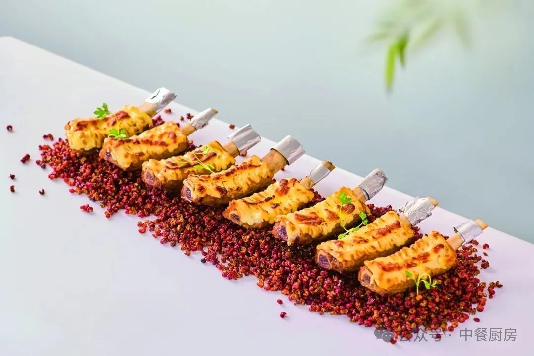 当餐酒楼热卖菜,选料严格把关