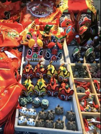 河北特产种类丰富，涵盖美食、水果、干果、工艺品等多个类别。