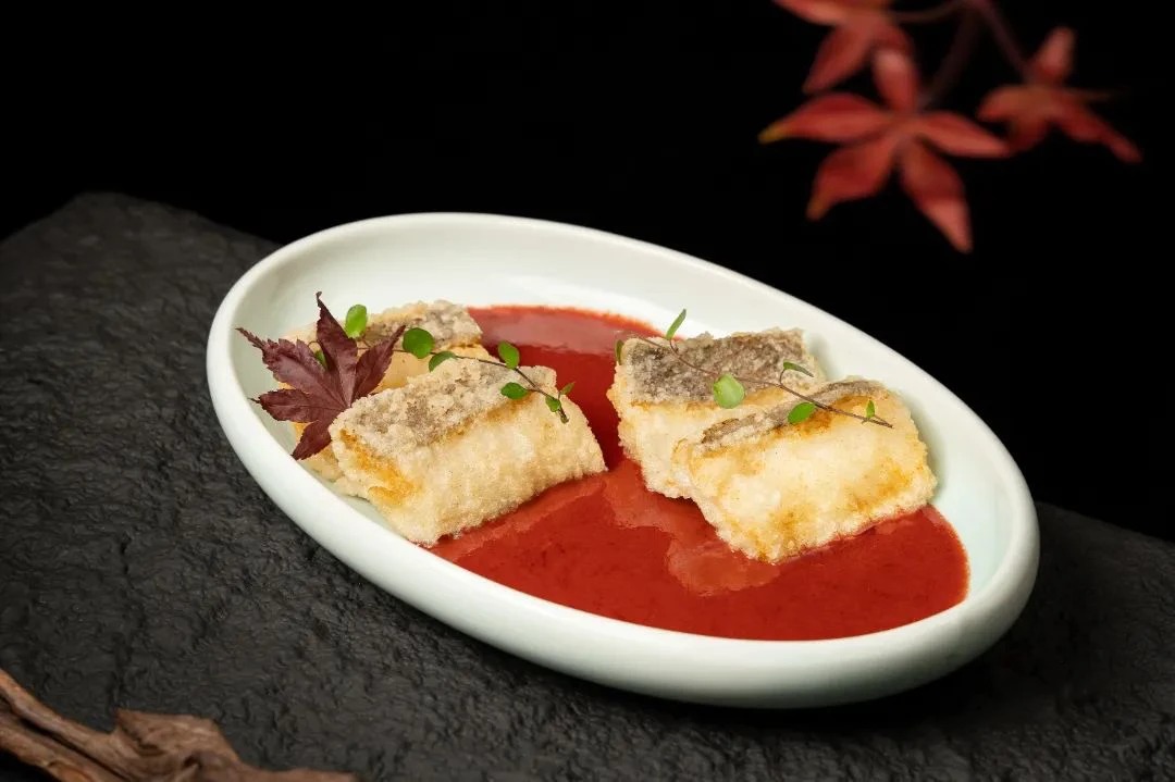 当餐酒楼热卖融合菜,选料严格把关