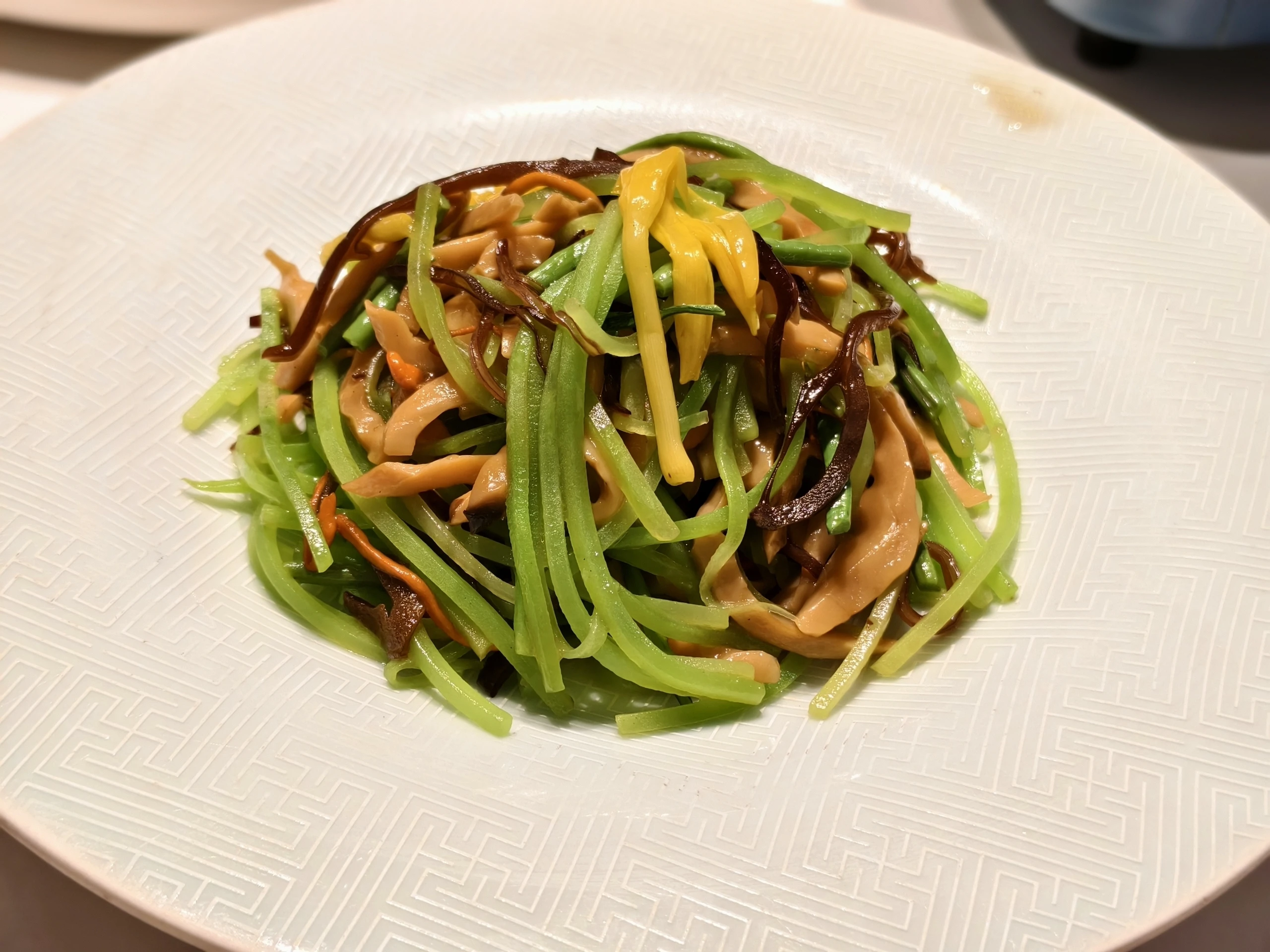 来尝云南特色美食，开启有趣寻味之旅！