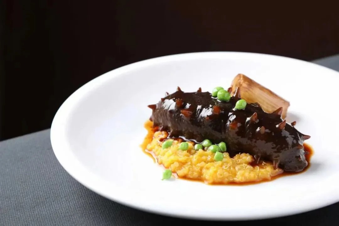 当餐酒楼热卖融合菜,选料严格把关