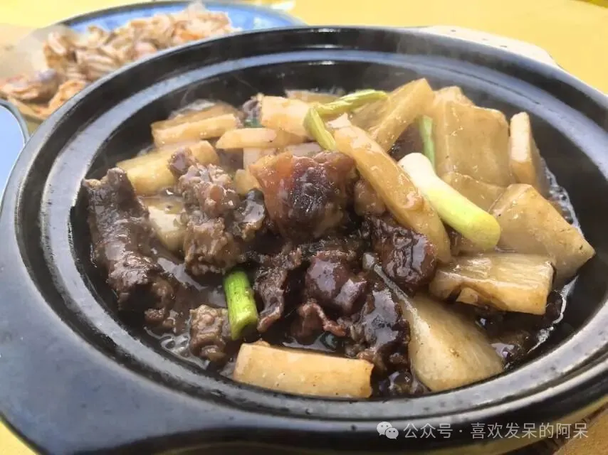 中山本地人饭堂，西区荣记牛腩食店