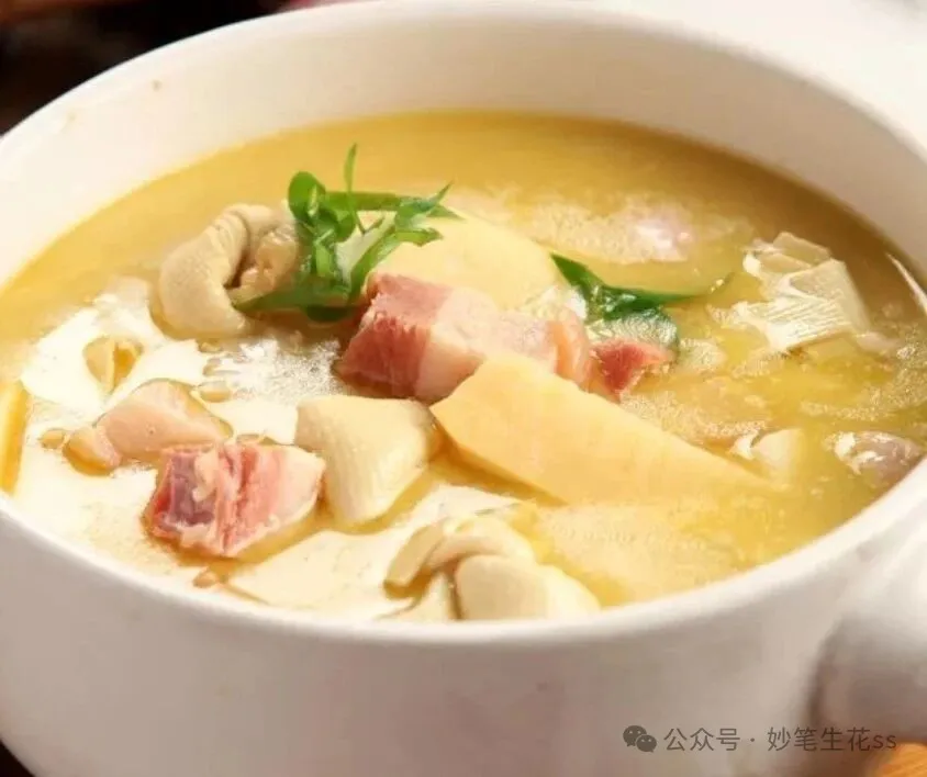 今年做腌笃鲜我用了绝配的食材