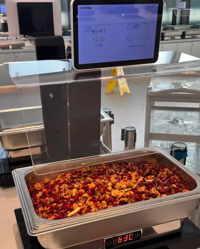 机器人带动后厨创新