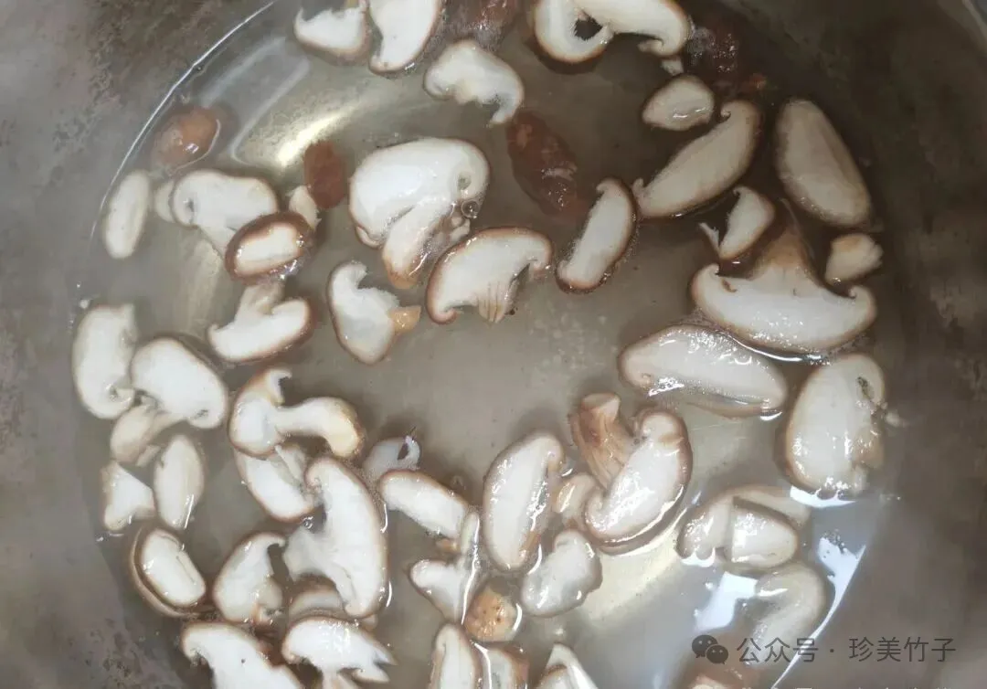 低脂又美味的香菇炒油菜