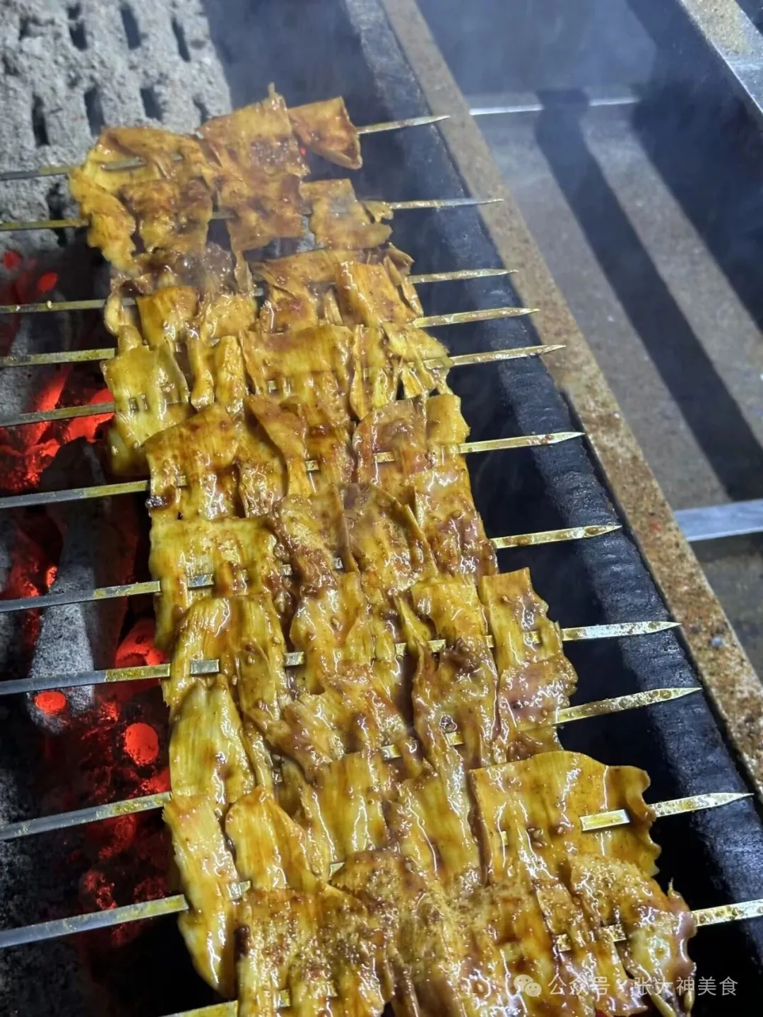 当餐揭秘烧烤店镇店烤牛板筋,商用配方精准到克