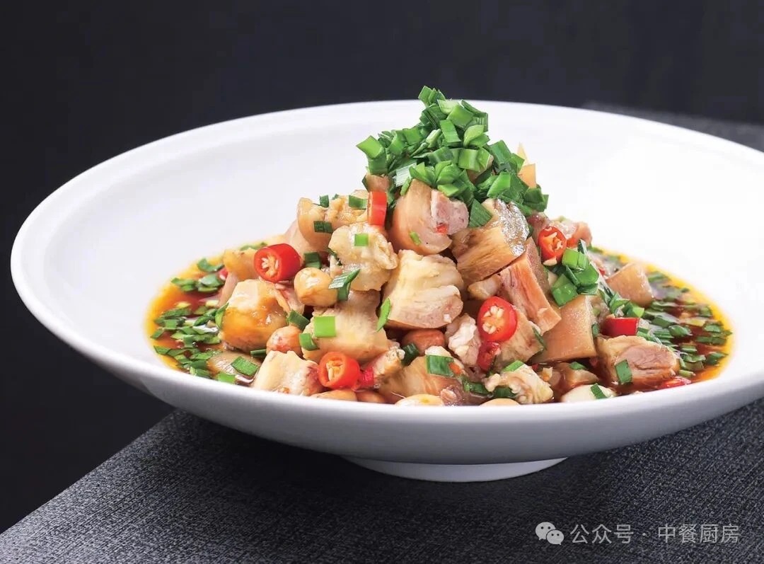 当餐酒楼热卖菜,精工细作