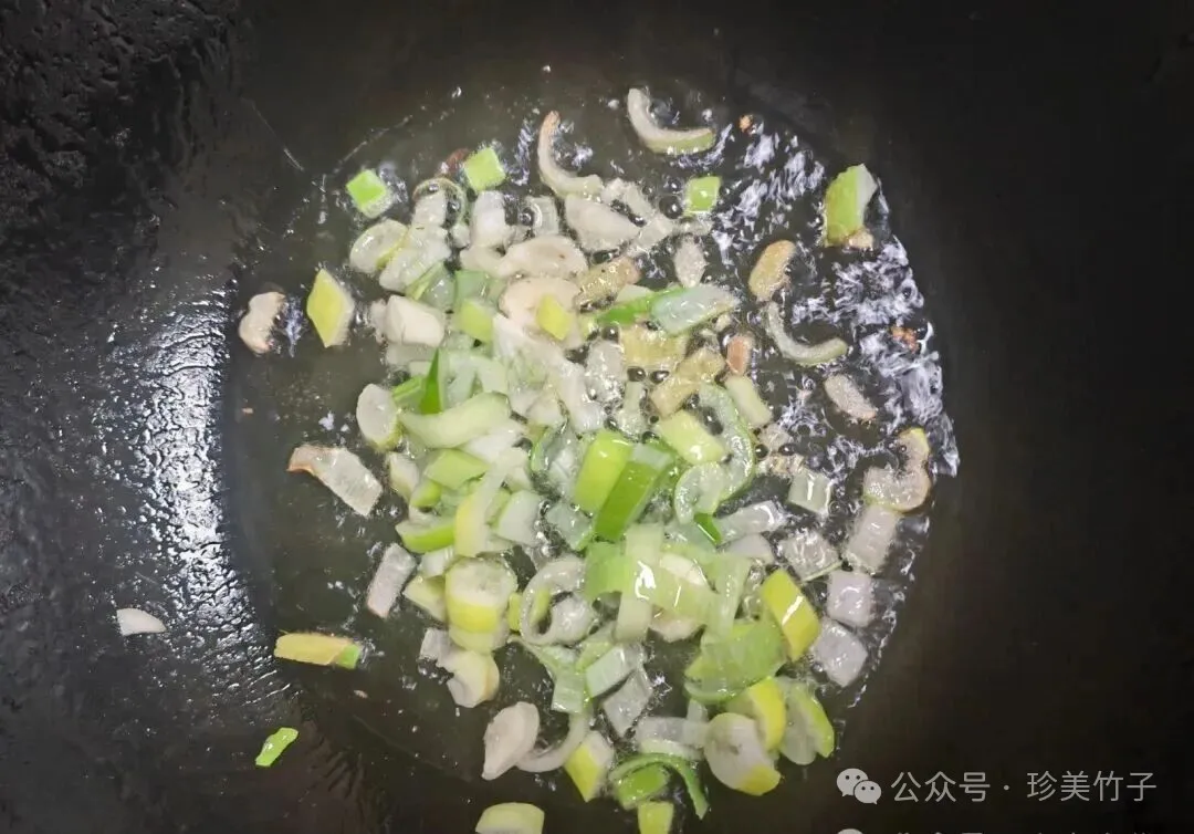 低脂又美味的香菇炒油菜